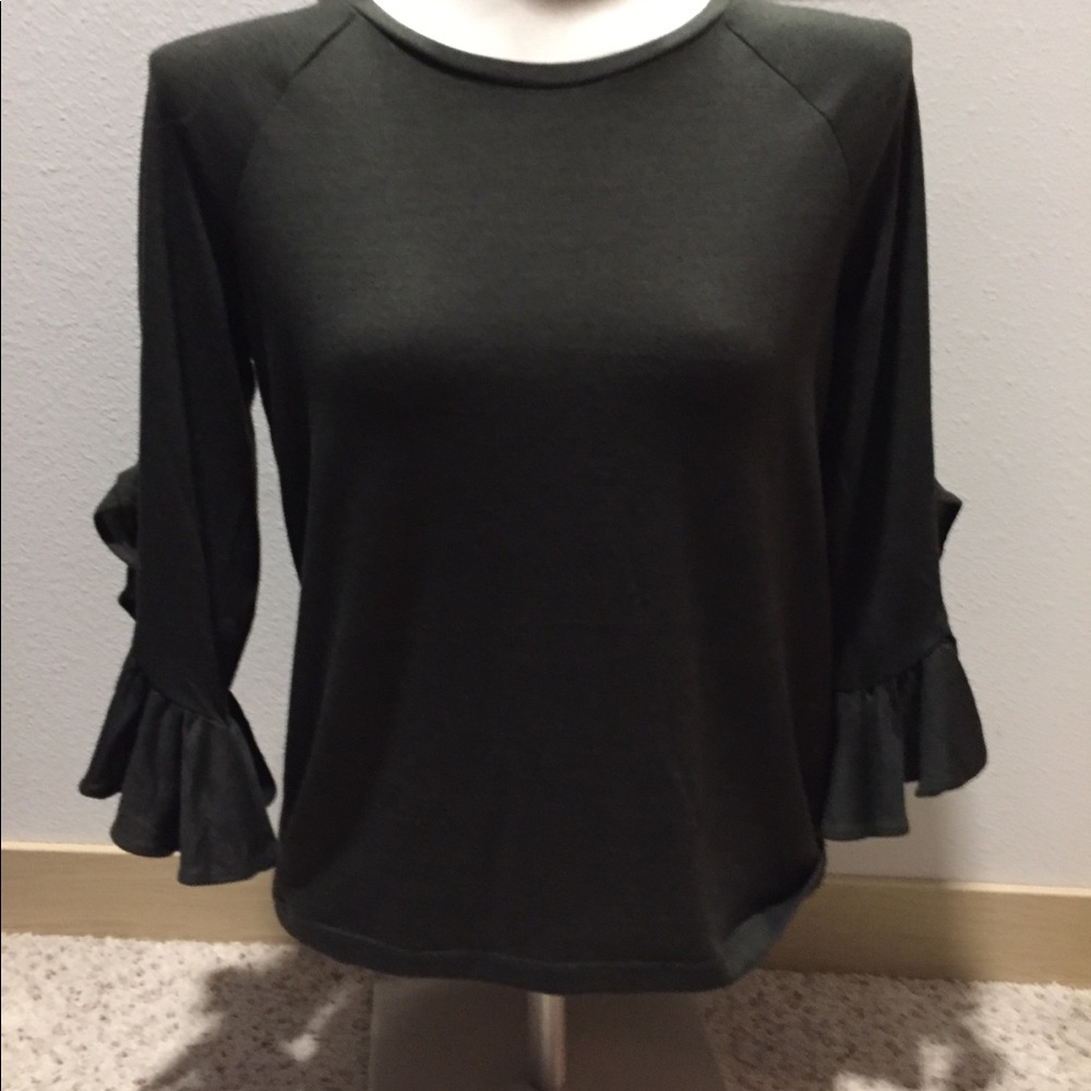 Hunter green top